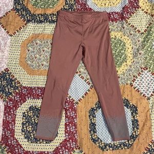 Pink fabletic leggings